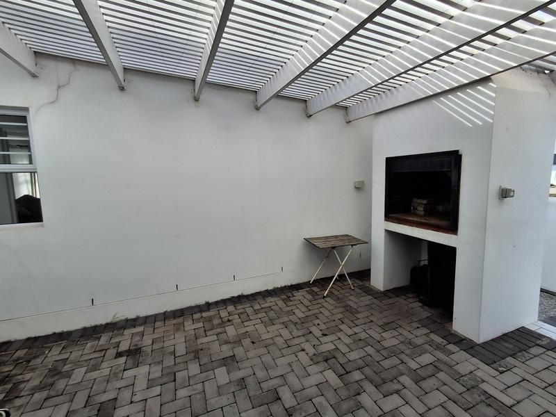 To Let 3 Bedroom Property for Rent in Lampiesbaai Western Cape